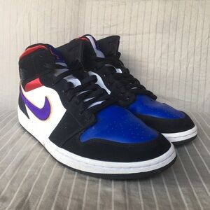 2019 Nike Air Jordan 1 Mid Rivals High Top Sneakers: Mens Size 12